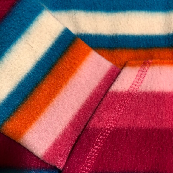 The Children’s Place Hooded Fleece Top - Picture 3 of 7